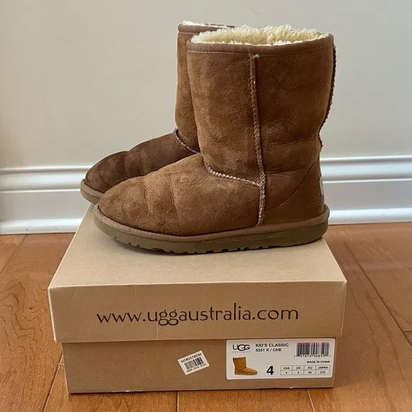 UGG K Classic Boots