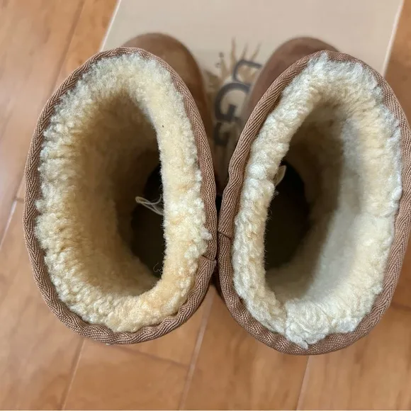 UGG K Classic Boots