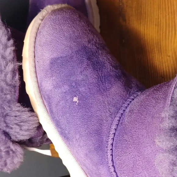 Ugg Kids  Bailey  boots