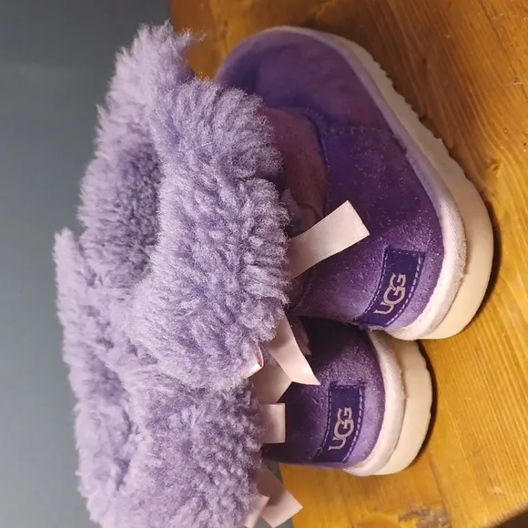 Ugg Kids  Bailey  boots