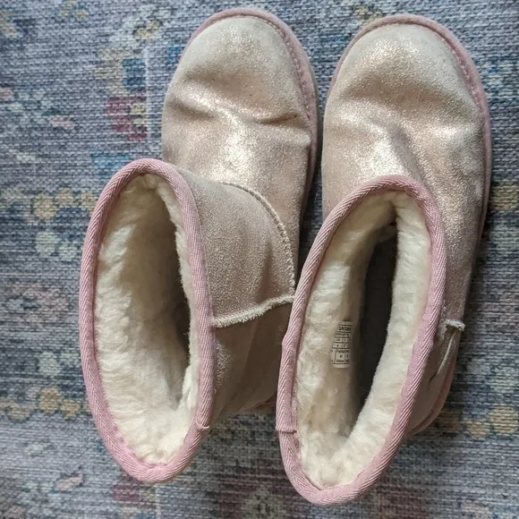 Ugg | Kid's Classic II Metallic Glitter Boots In Pink