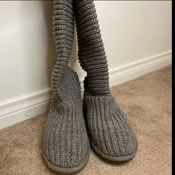 Ugg Kids Classic Knit Cardy Boots in Grey