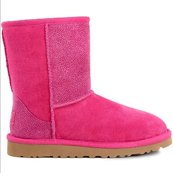 UGG Kid’s Classic Short Boots