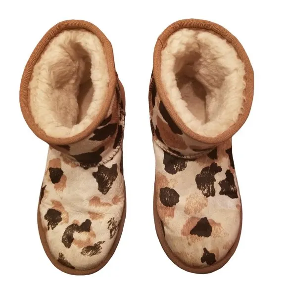 UGG | Kids | Cow Print | Classic Mini Boots | S/N 1123619K | Size: US 3
