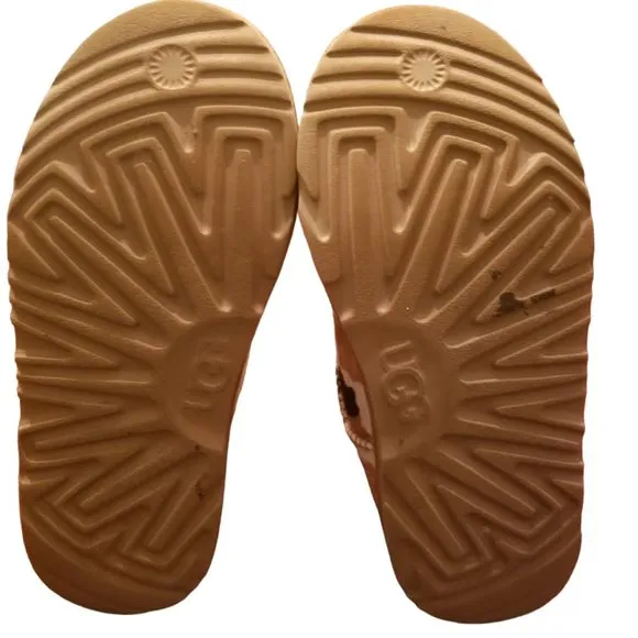 UGG | Kids | Cow Print | Classic Mini Boots | S/N 1123619K | Size: US 3