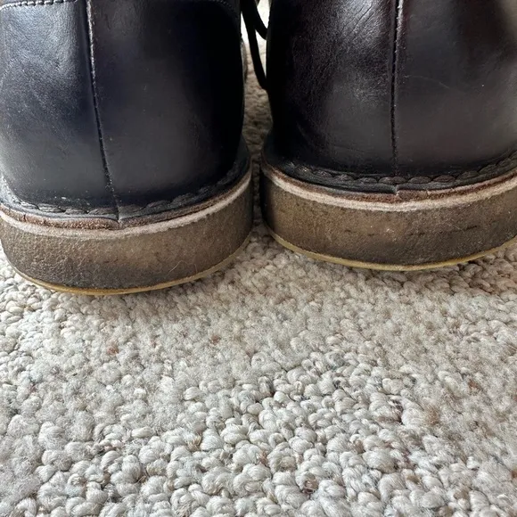 UGG Men's Classic Leather Chukka Ankle Boots Size 9 Dark Brown