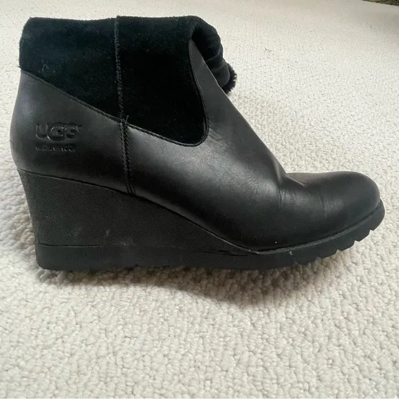 UGG Mischa Black Wedge Tall Waterproof Boots Suede 8.5