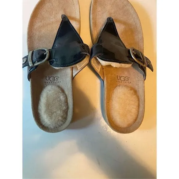 UGG Sandals (SZ 9)