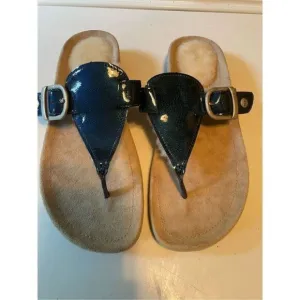 UGG Sandals (SZ 9)