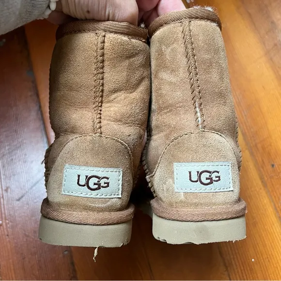 UGG | Toddler Classic II Boots, Chestnut