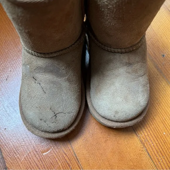 UGG | Toddler Classic II Boots, Chestnut