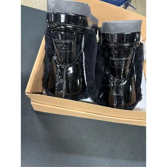 Ugg Black Classic Chillapeak Shine Boots 9