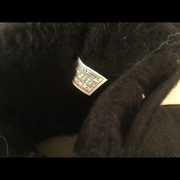 UGG Youth Classic Short II Black Glitter Boots