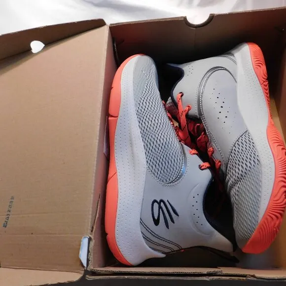Under Armour Curry 3Z6 Basketball Sneakers Gray Men's Size 10.5 NEW