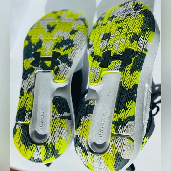 Under Armour Lockdown 5 Basketball Shoes Sneakers Men’s 8‎
