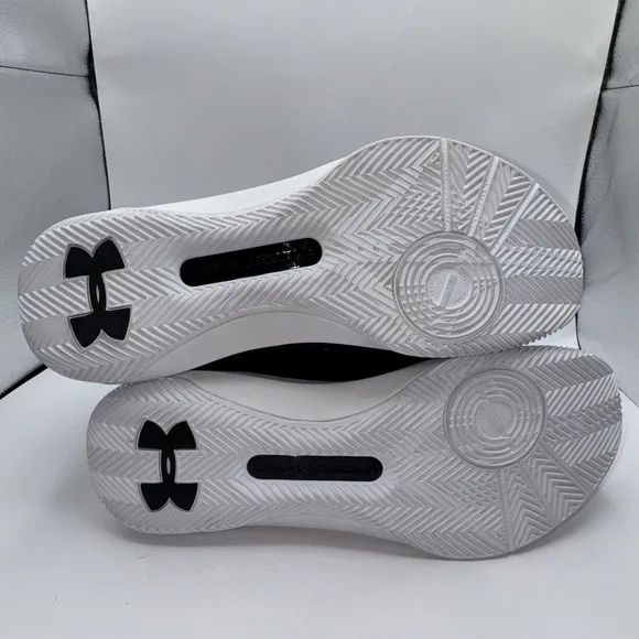 Under Armour SC 3Zero Trainer Basketball High top Sneakers Mens Sz 9.5 US 43 EU
