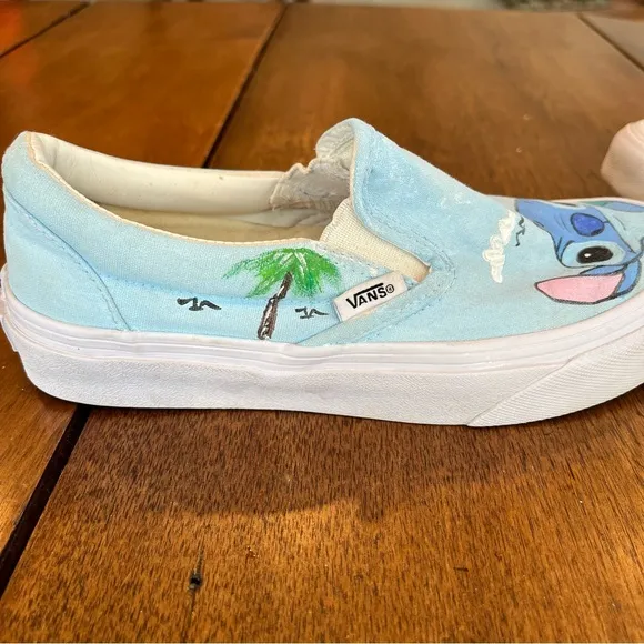 Vans Lilo &amp; Stitch Hand Painted Slip-on Sneakers Women's 6/ Mens 4.5 Disney