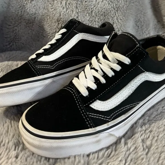 Vans Old Skool Black White Skater Shoes Sneakers Girl Woman 5.5 Boy 4.0