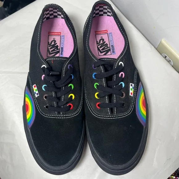 Vans Rainbow Pride Lace Up Low Top Sneakers NWOT 11