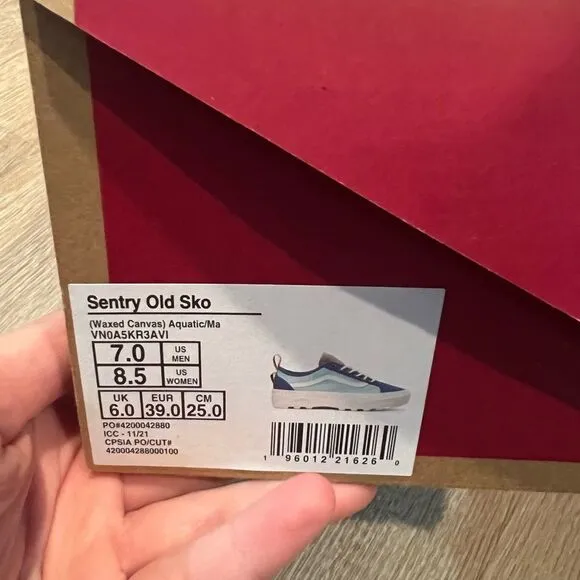 Vans Sentry Old Skool WC Aquatic/Marshmallow NIB Size 8.5