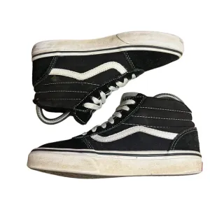 Vans SK8-Hi Black &amp; White High Top Suede Sneakers Kids Size 2.5