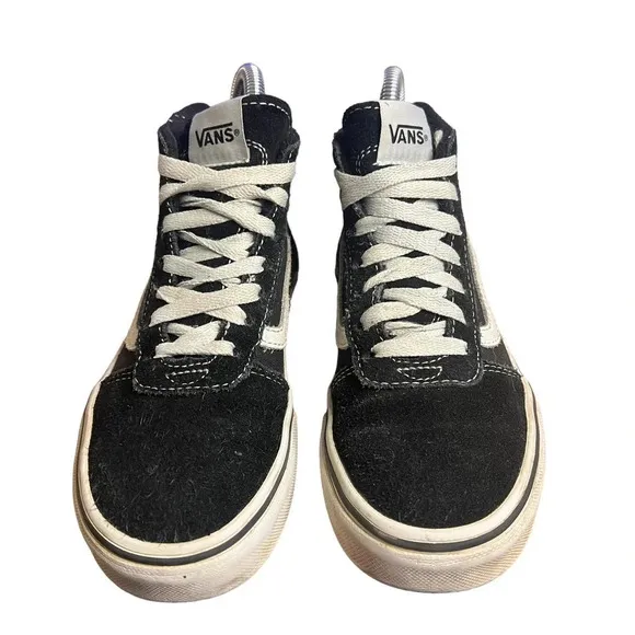 Vans SK8-Hi Black &amp; White High Top Suede Sneakers Kids Size 2.5