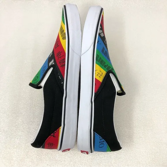 Vans Sneakers Classic Slip-On Spirit Design Men’s Size 10.5 Women’s Size 12