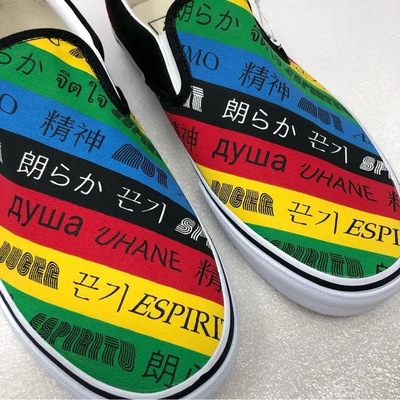 Vans Sneakers Classic Slip-On Spirit Design Men’s Size 10.5 Women’s Size 12