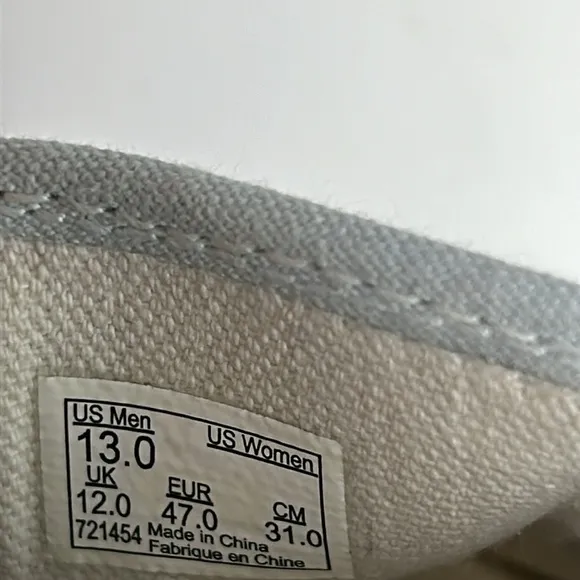 Vans Suede Off The Wall Slip-On Pastel Blue Skater Sneakers