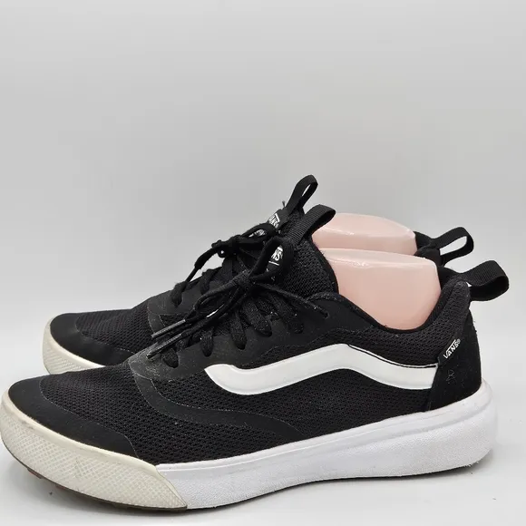 Vans ultrarange EXO shoes mens size 7 / women's size 8.5