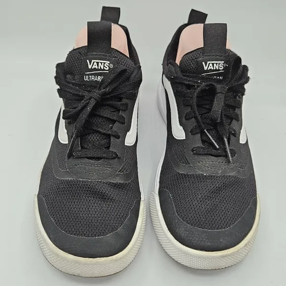 Vans ultrarange EXO shoes mens size 7 / women's size 8.5