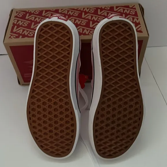 VANS Ward canvas size 4 (MY), pink /white. Signature waffle sole, textile upper