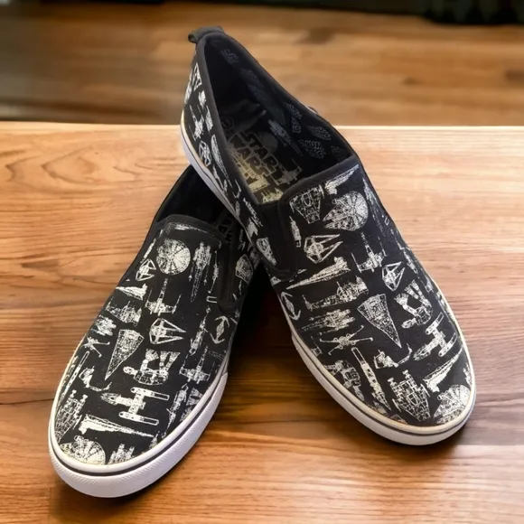 Vans X Star Wars Vehicles Ships Black and White Slip On Sneakers Size 11