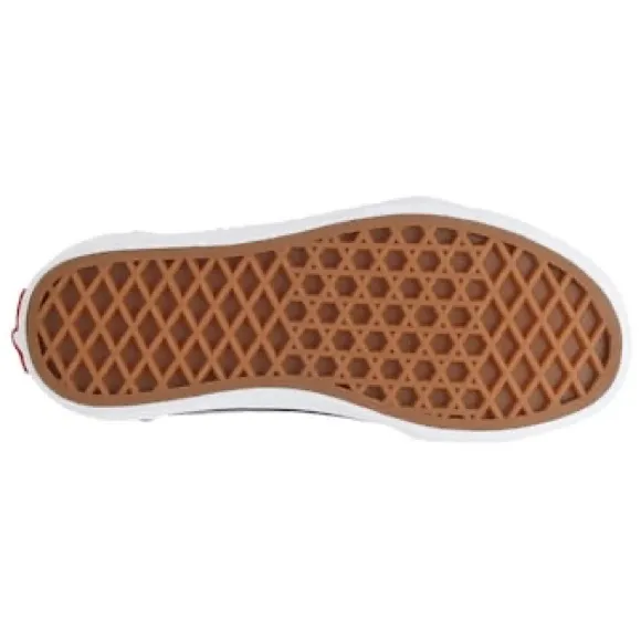 Vans Youth iconic side stripe, these Vans Ward sneakers give them classic skater