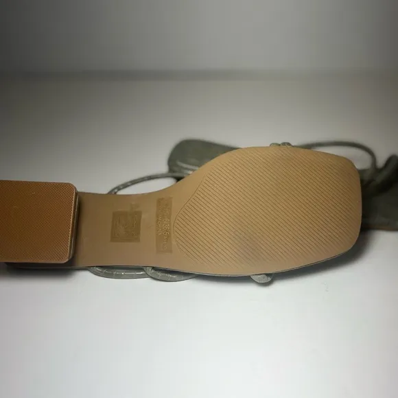 VEGAN LEATHER SANDALS