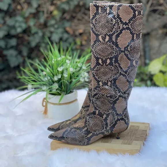 VERONICA BEARD Freda Espresso SnakeEmbossed Leather Pointed Toe Kitten Boots 5