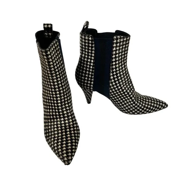 VERONICA BEARD Fur Houndstooth Print Chelsea Boots size 6.5