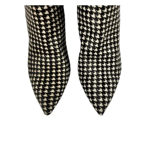 VERONICA BEARD Fur Houndstooth Print Chelsea Boots size 6.5
