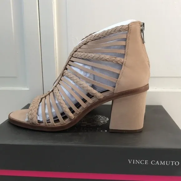VINCE CAMUTO Beige Kestal Bohemian Cage Sandal Size 8.5M