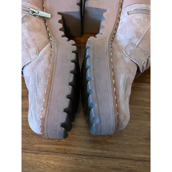 Vince Camuto Combat Boots, Powder Pink, Size 9M