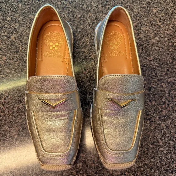 “VINCE CAMUTO” Myylee Gold Espadrille Slip On Loafers