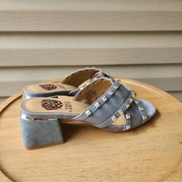 Vince Camuto Nadonie blue heeled sandals size 8