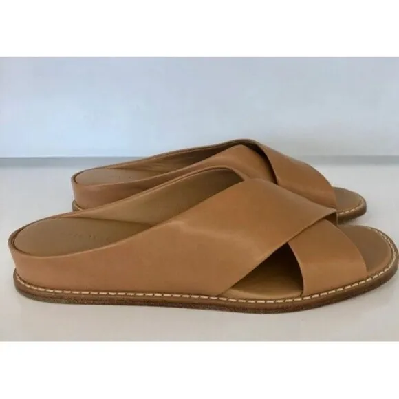 Vince. Tan leather sandals Size 7.5 M