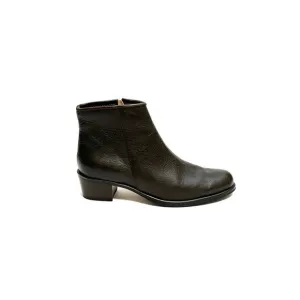 Vintage 1990s dark brown pebble leather zip up heeled ankle boots