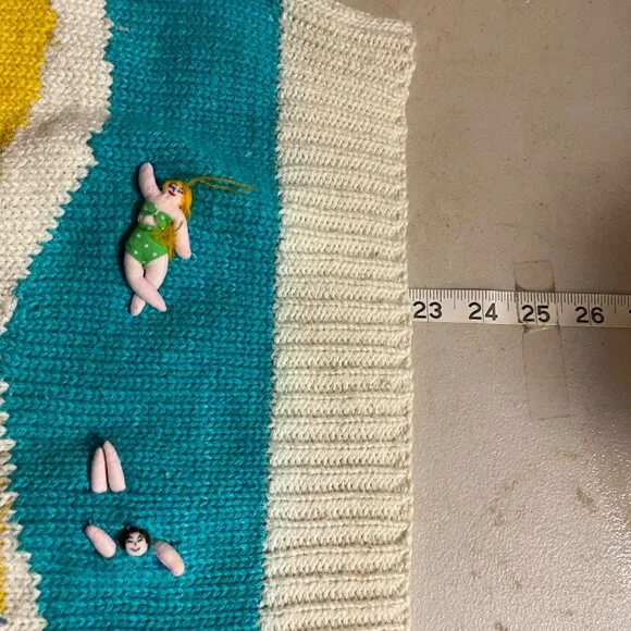 Vintage 80s 3D Hand-Knit Beach Scene Sweater – Whimsical Summer Coastal Kitsch