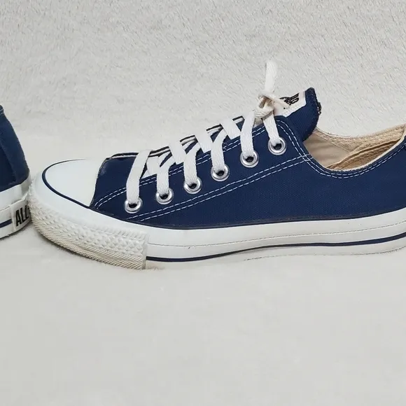 𝅺VINTAGE 80s Converse Chuck Taylor All-star Blue USA Made Low Top Sneakers 7-7.5