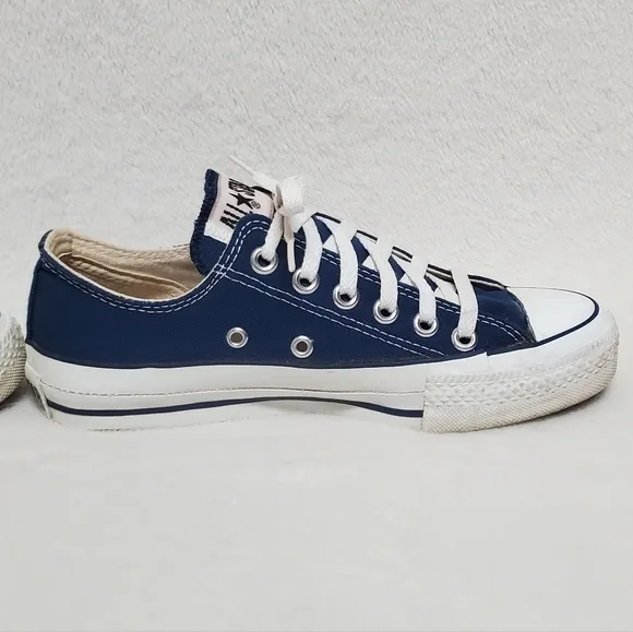 𝅺VINTAGE 80s Converse Chuck Taylor All-star Blue USA Made Low Top Sneakers 7-7.5