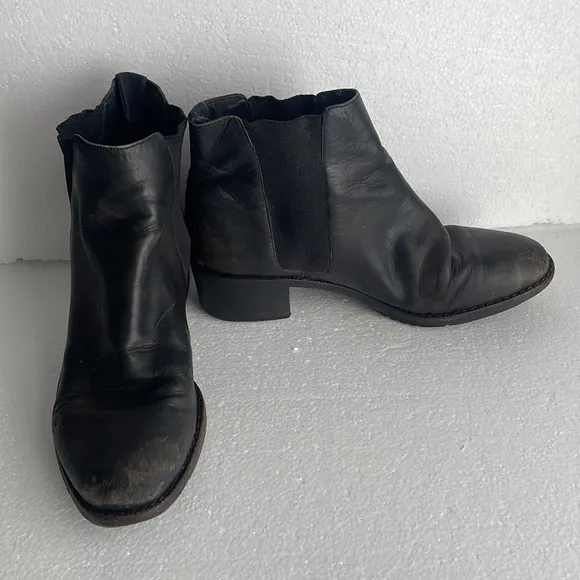 Vintage Cole Haan booties leather ankle boots elastic black women’s size 7 1/2