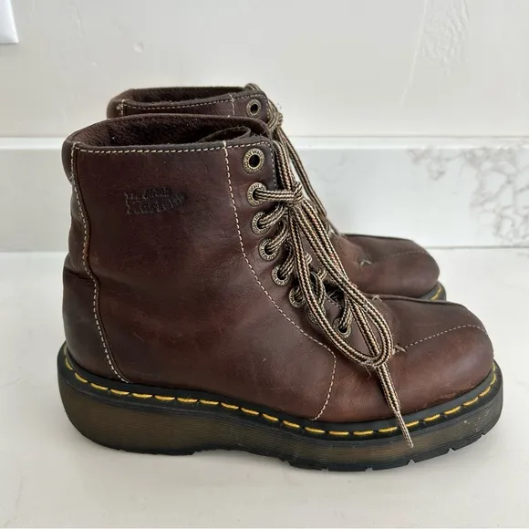 Vintage Dr. Martens 90s Y2K Lug Boots Brown Leather Chunky Ankle Size 6 Women’s