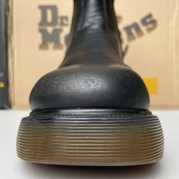 Vintage Dr. Martens England Chelsea Black Greasy Chunky Club Boots UK 4